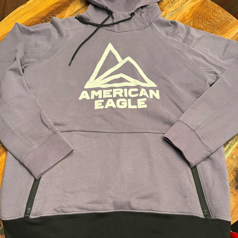 NWOT American Eagle Hoodie